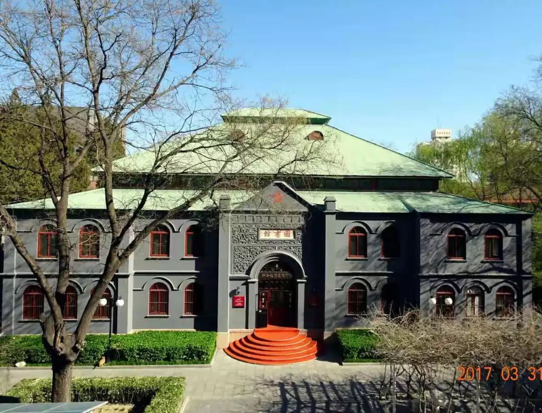 *安门天**向西2000米,有个地方叫国社