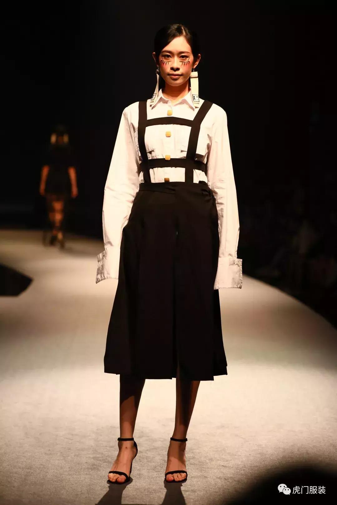 原创设计师品牌兆三发布会：“僵尸新娘”惊艳登场