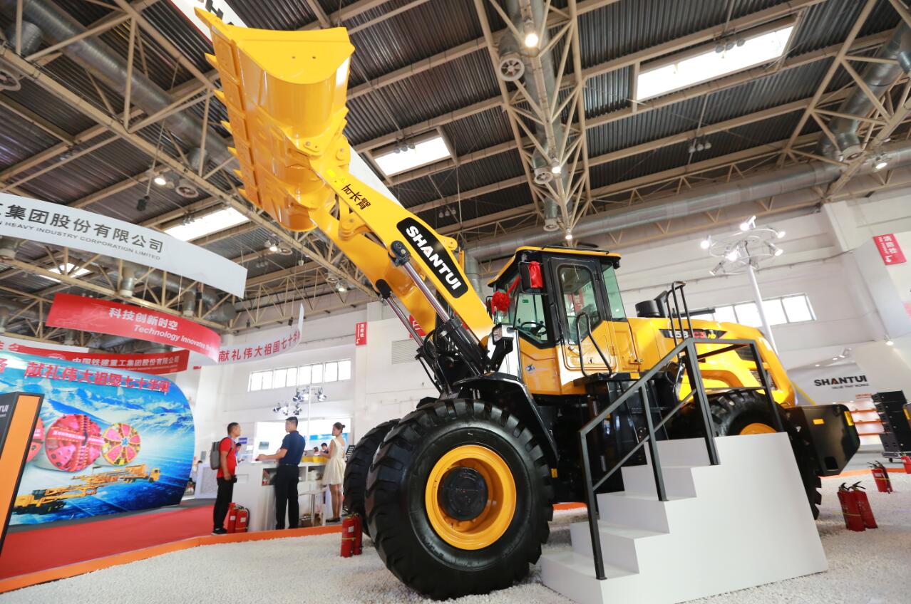 最新款山推装载机,新款山推装载机