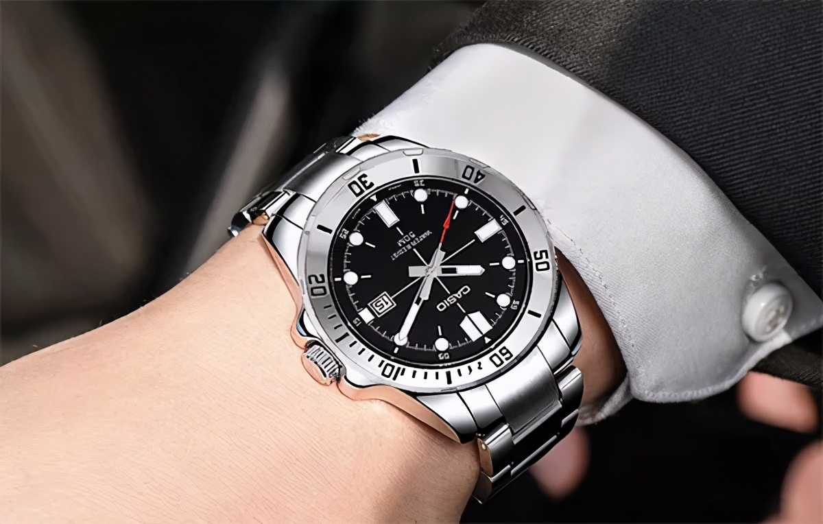 千元左右什么手表值得入手,10万块钱以内的手表买哪种好