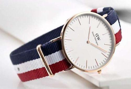 dw手表不走了是什么原因,dw手表不走了怎么办