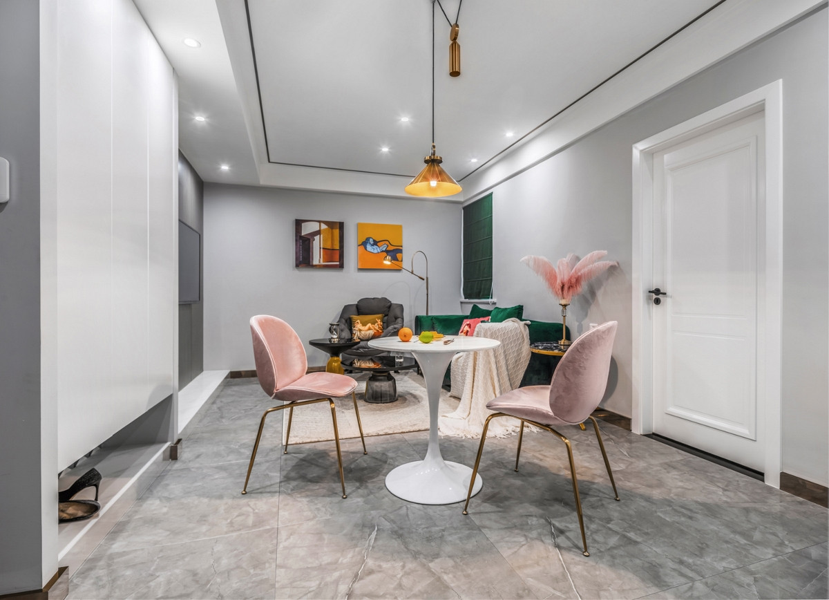 装修木门最好选啥颜色,装修新房选什么颜色的门