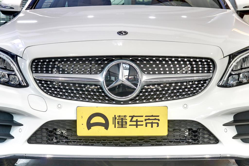 售价34.68万起,动力选择多样化,奔驰C级(进口)综合评析