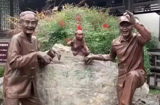 吴承恩故居变成六小龄童展览馆,为啥吴承恩故居有六小龄童的雕像