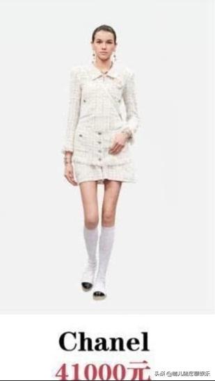 孙俪穿小碎花裙秀奶油腿,孙俪连衣裙穿搭日常