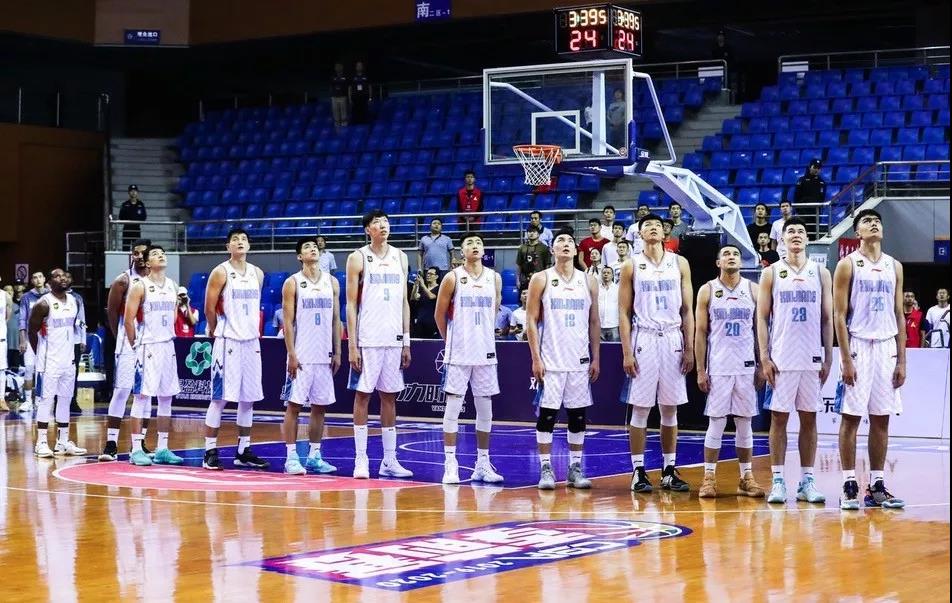 cba赛场再现争议一幕,cba赛场上用过的篮球值钱吗