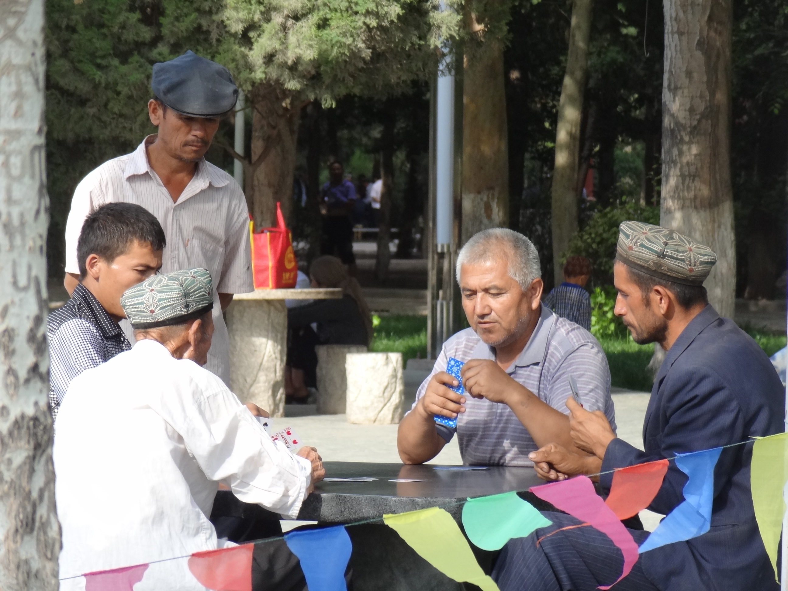 *疆新**南部边境城市喀什,剪影当地人的安逸生活