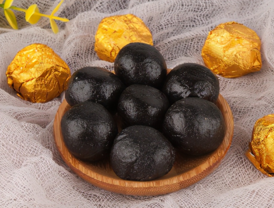 家庭黑芝麻丸的做法,九蒸九晒黑芝麻丸冬天能做吗