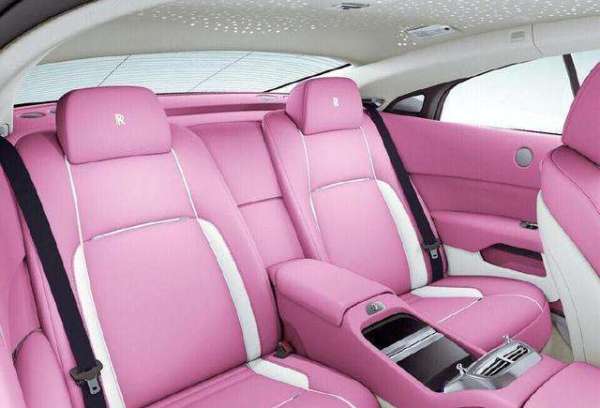 劳斯莱斯粉色私人定制,国内唯一一辆粉红色劳斯莱斯