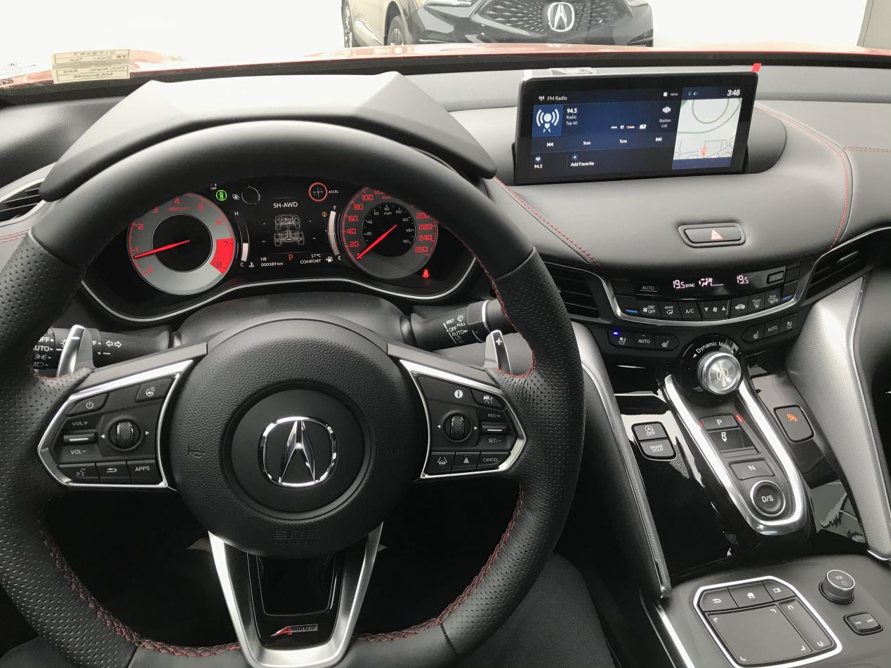 新款讴歌tlx实车,硬朗的运动感新款讴歌tlx实车