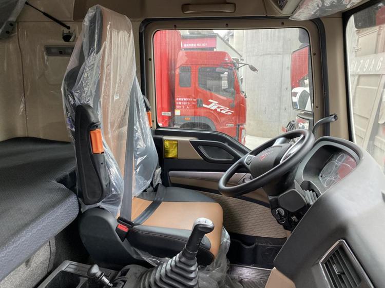 按轴收费价格表高速,豪沃tx新款6米8报价