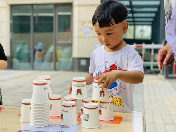 康城雅居幼儿园亲子活动,阳光幼儿园亲子游