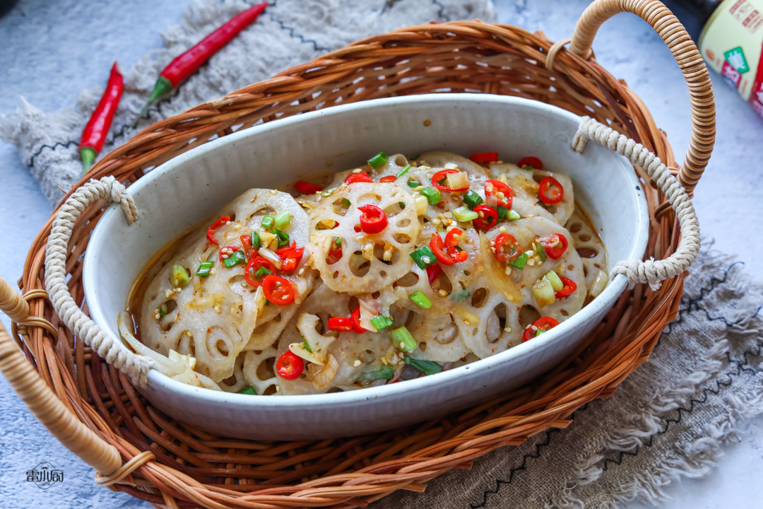 小苏打煮莲藕莲藕怎么做不发黑,莲藕炖排骨怎么才能让莲藕不发黑