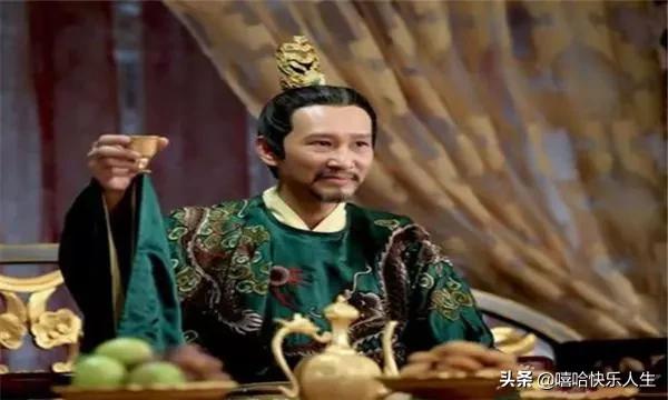 唐玄宗亲自为儿子穿黄袍加尊号，为何还被赶入太极宫孤独愤恨辞世