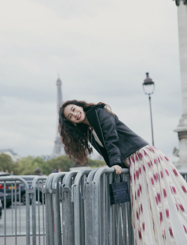 杨颖巴黎造型,杨颖巴黎时装秀视频大全