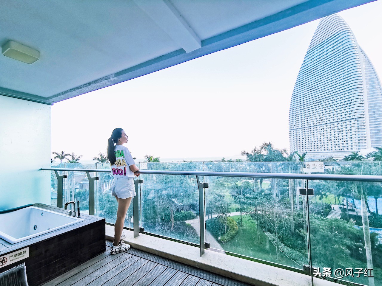三亚旅游住酒店还是民宿好,三亚市旅游住宿民宿