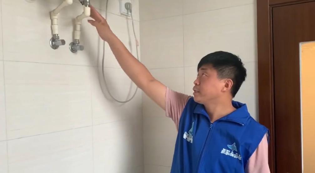 热水器加热慢怎么解决方法图解,你家的热水器会忽冷忽热吗