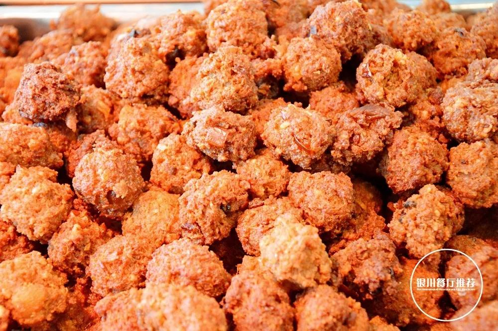 20多年老汤，在同心路卖卤煮