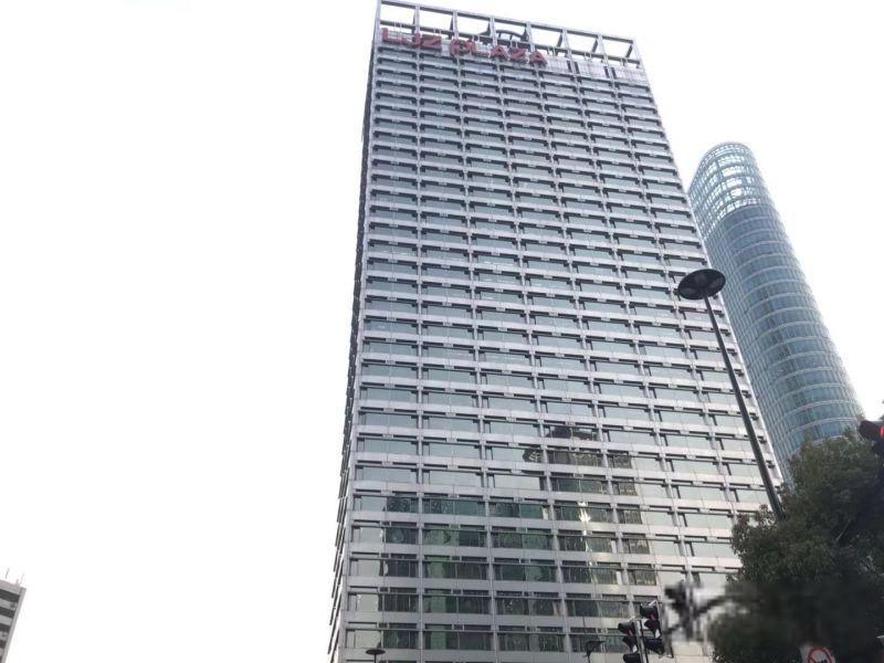 陆家嘴上海中心大厦东方明珠,浦东陆家嘴世茂商业广场