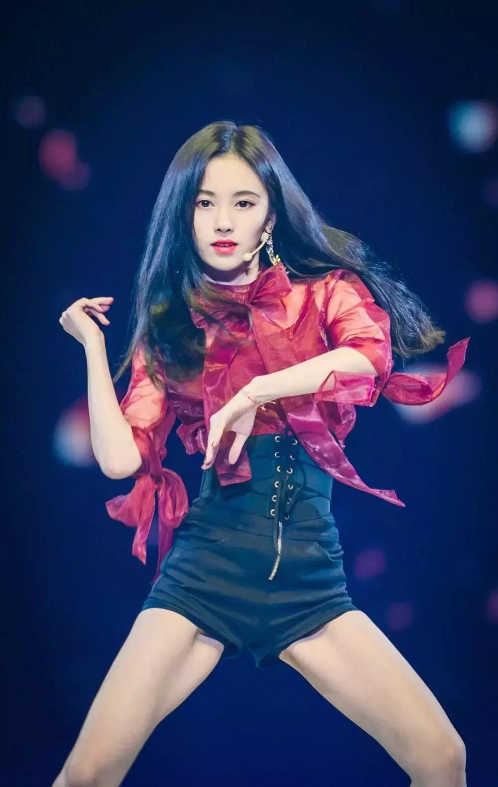 鞠婧祎李易峰唱歌,李易峰鞠婧祎演戏花絮