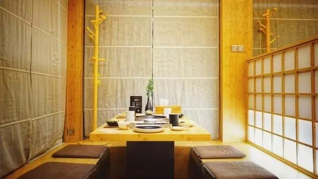 既然年终聚餐躲不掉，那就盘它啊！