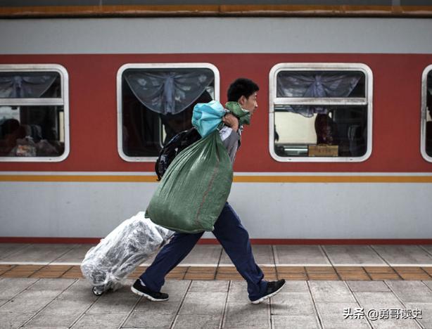 中国有两个火车站:火车直达所有省会城市,没有北京站