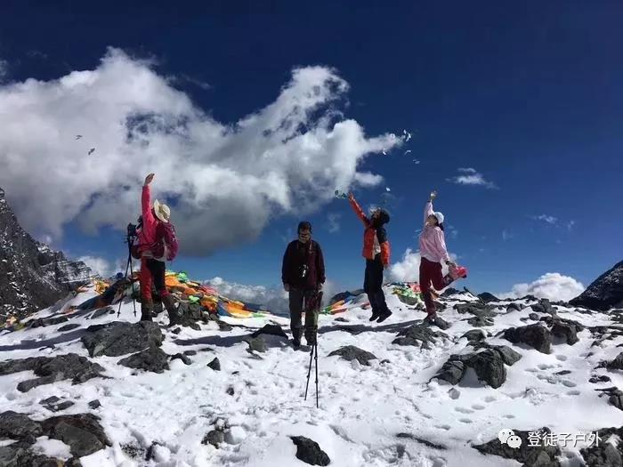 稻城亚丁游记完整版,稻城亚丁游记1000字