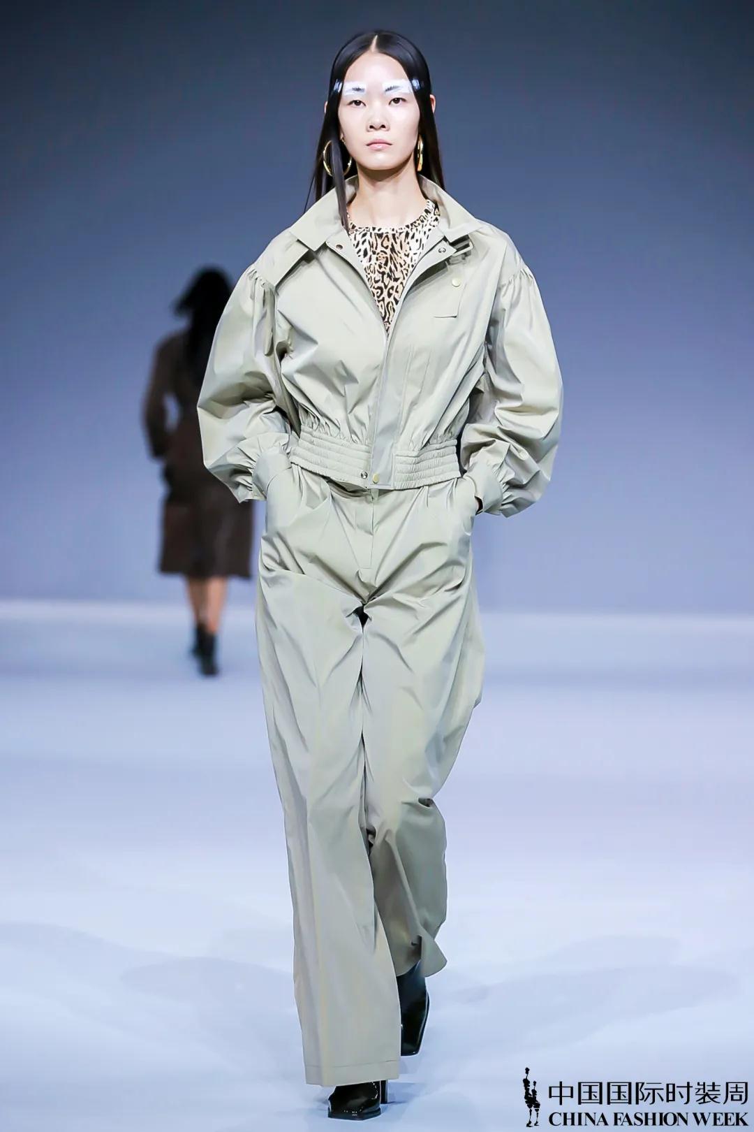 小众设计师秀场,时尚秀场精致的设计