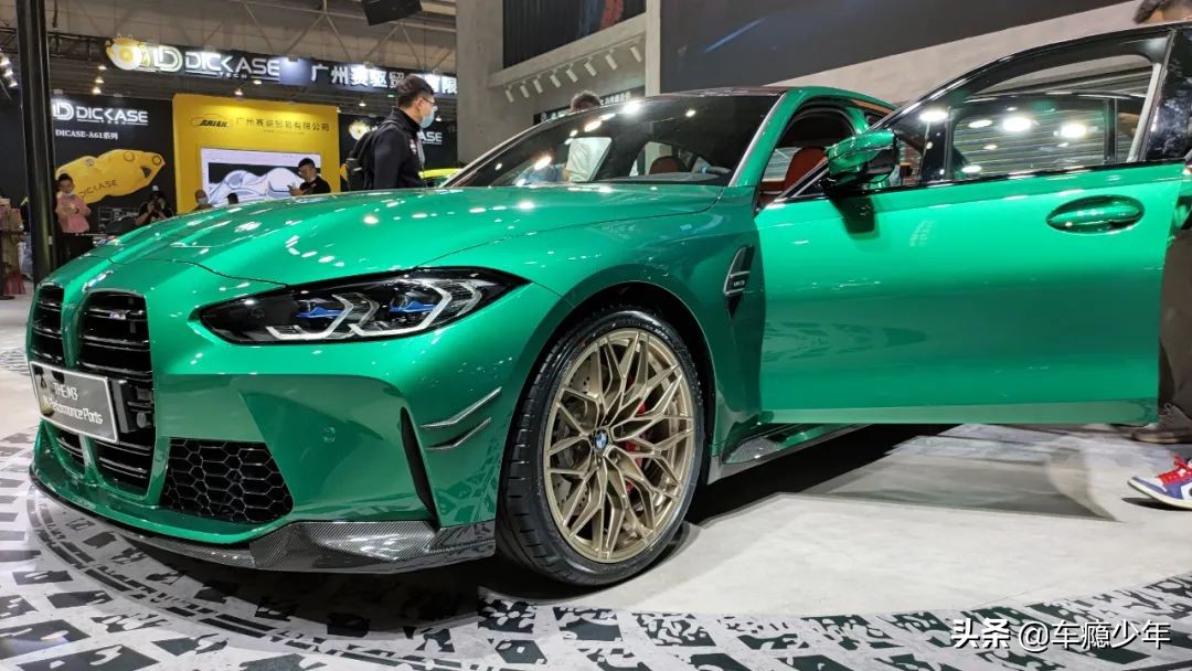 最新款宝马4驱m3,中置四出排气宝马