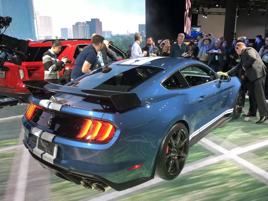 野马谢尔比gt500vs丰田supra,丰田supragt500终极版