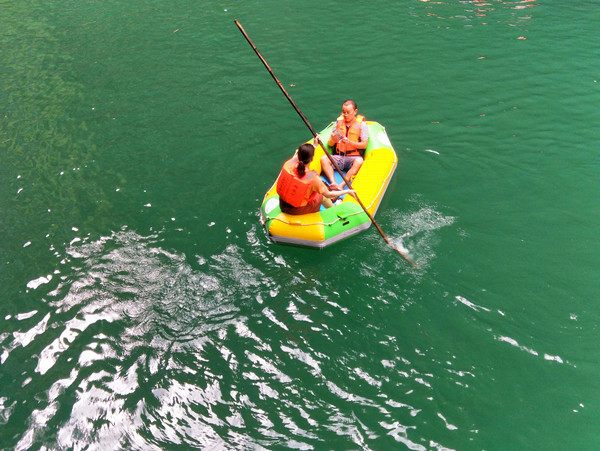 彭水阿依河旅游路线,重庆彭水阿依河漂流双人行攻略