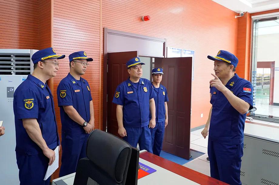 支队长深入基层督导国庆消防安保,大连消防总队吴振坤