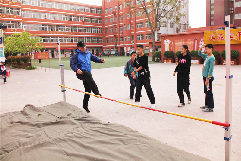 基层党组织学党史办实事简报,学党史办实事文明服务暖人心