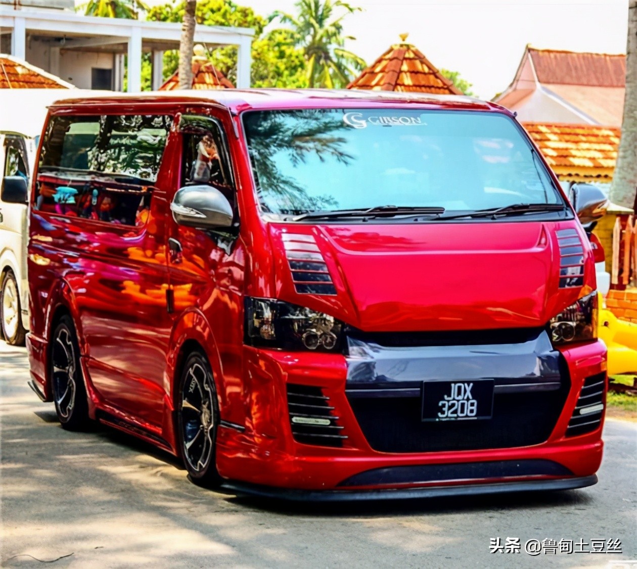 金杯海狮03款锐驰,最新款丰田海狮改装方案