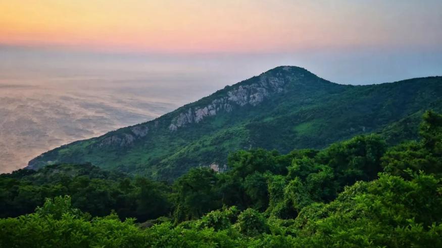 比普吉岛少的岛,比巴厘岛好玩的岛