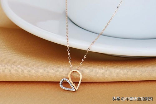 金au750钻石吊坠,zocai佐卡伊金au750钻石吊坠