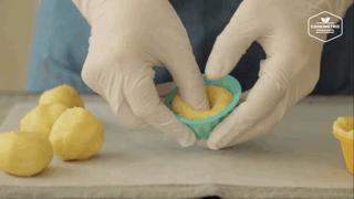 一年销量一亿蛋黄酥,凤梨酥一年卖出4400万