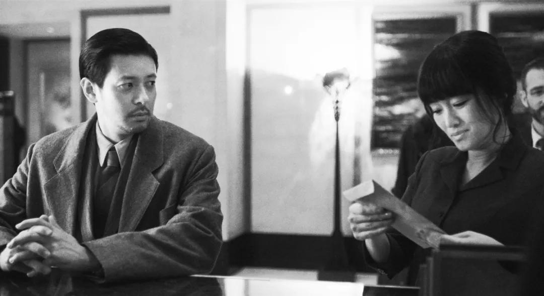 周迅的第一次给了娄烨,*片禁**中的残酷爱情