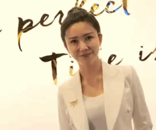 娄艺潇填充脂肪前后对比,娄艺潇填充前后对比