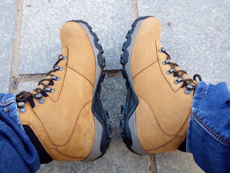 适合宽脚徒步登山鞋,又能徒步又能通勤的徒步鞋