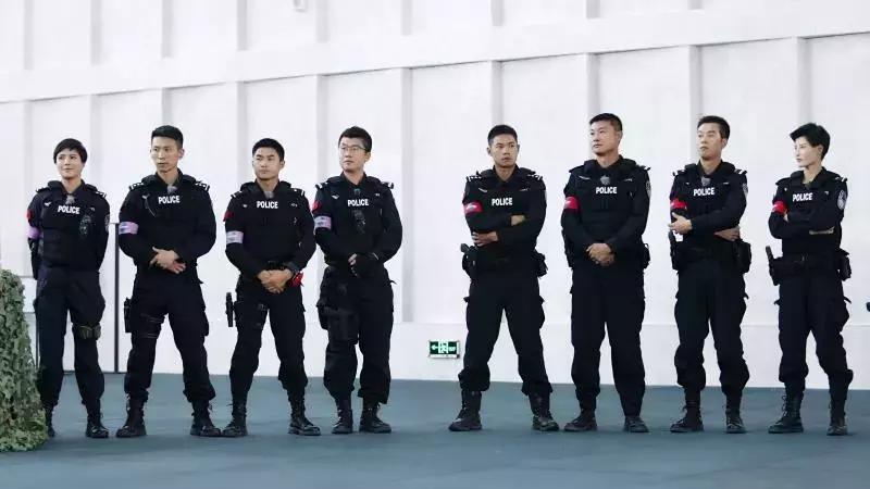 致敬警察的舞蹈,致敬是什么意思