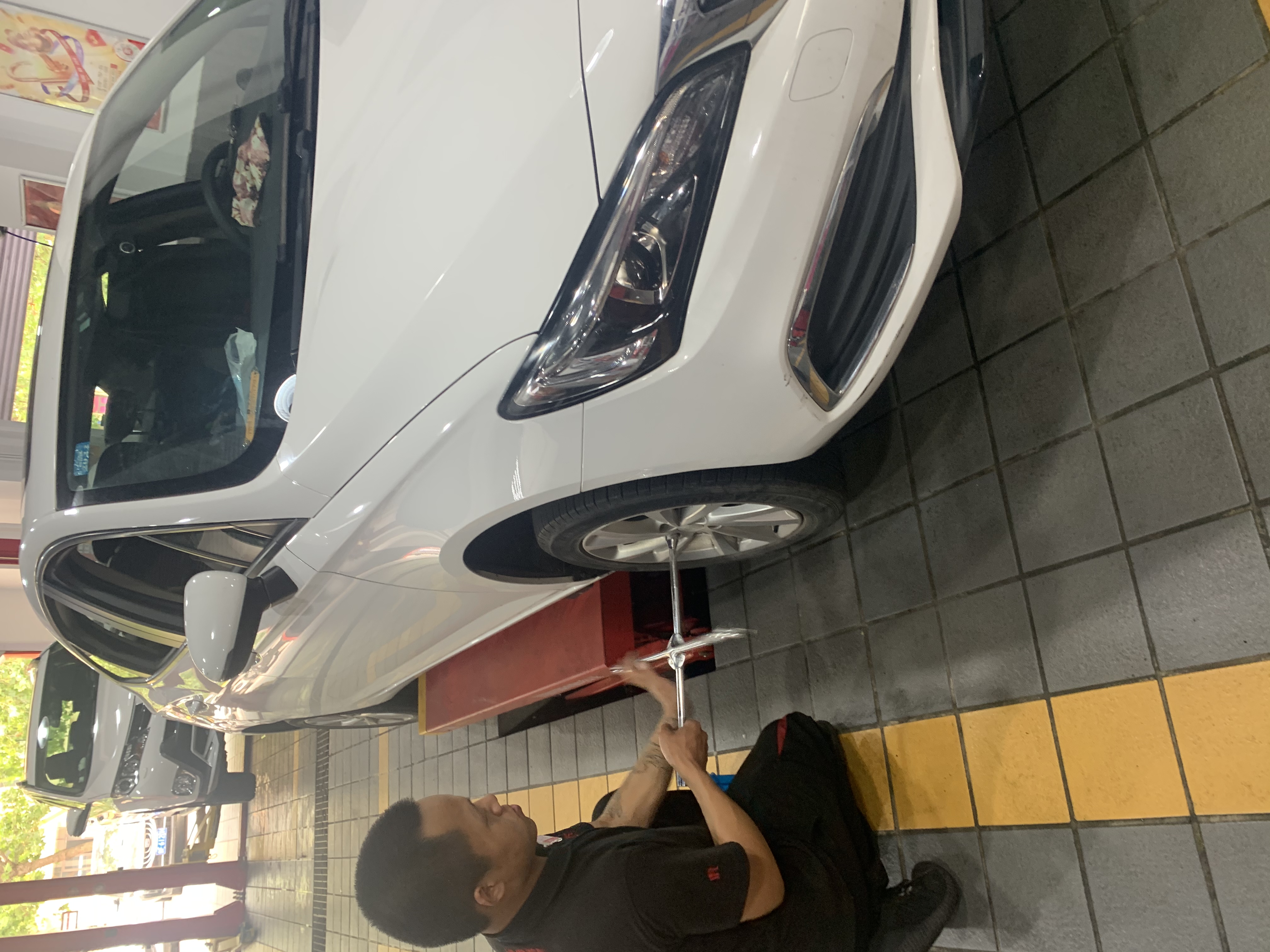 别克威朗更换轮胎普利司通绿歌伴EP300,一周体验