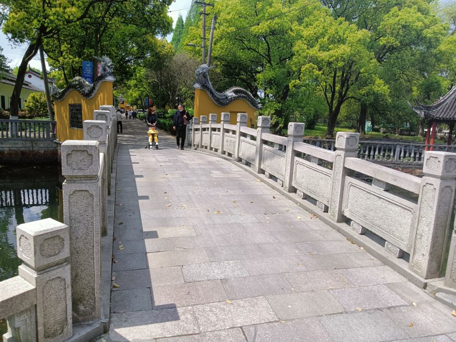 金泽古镇成善坊,上海古镇金泽桥