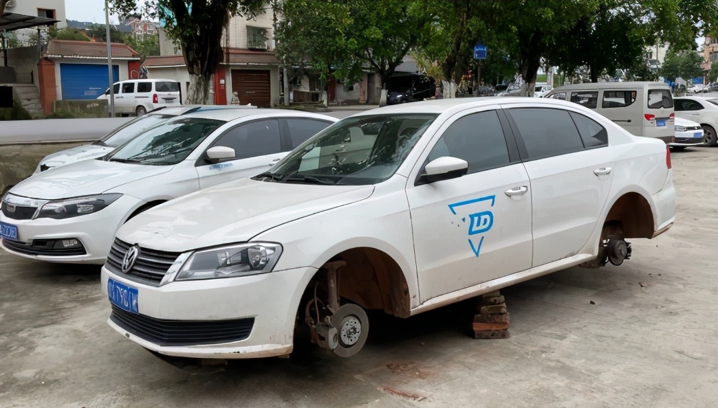 涓轰粈涔堥偅涔堝浜烘悶鍏变韩鍗曡溅,涓轰粈涔堝叡浜苯杞︽槸鍏叡鍘曟墍