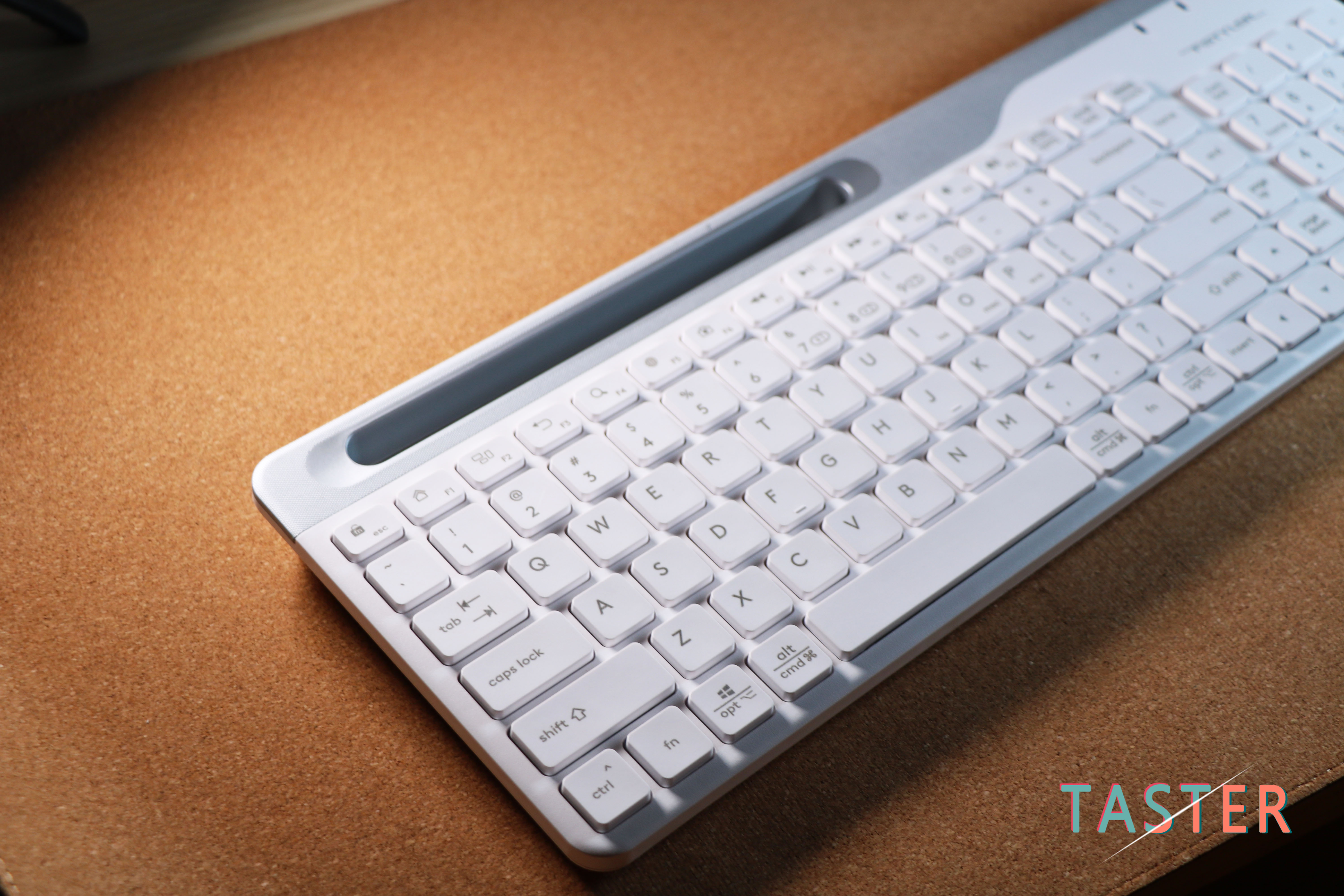 双飞燕无线键鼠套装,双飞燕无线充电无线键鼠