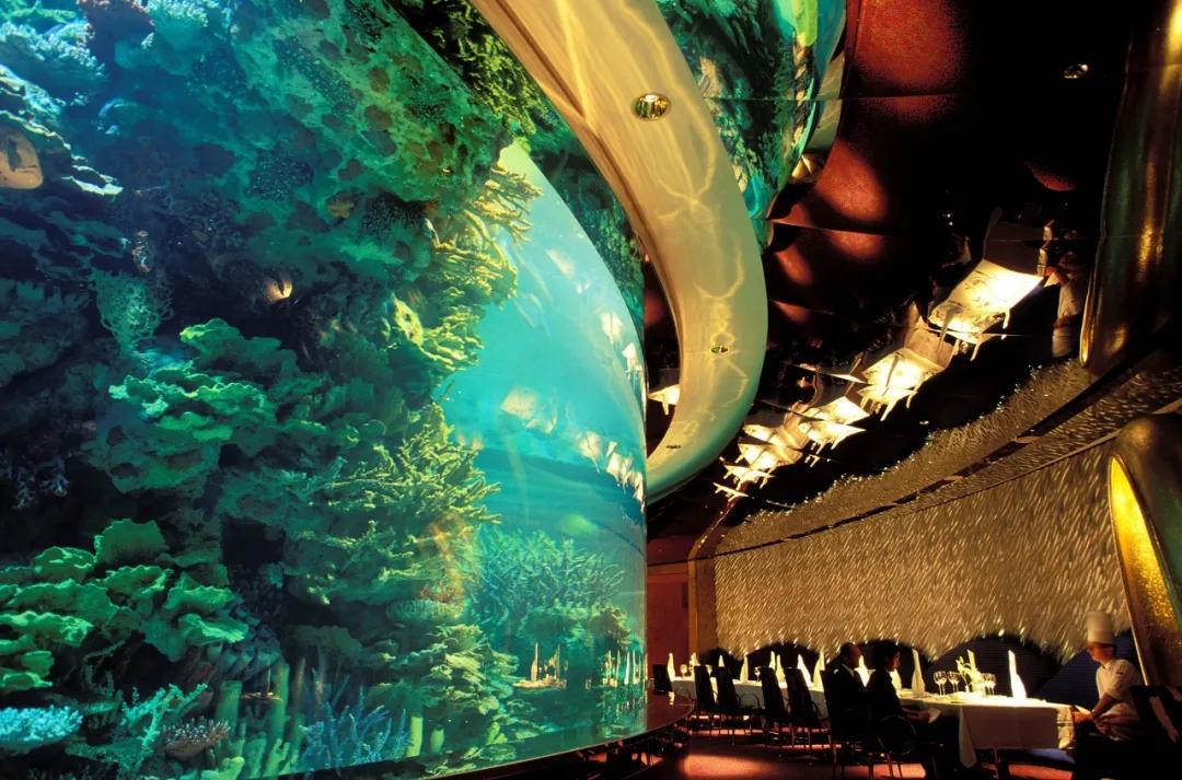 见识一下全球最豪华的七星级酒店,中国第一家七星级酒店远超迪拜