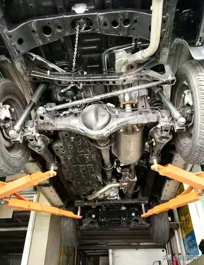 丰田穿越者4.0v6报价,丰田普拉多对比丰田穿越者