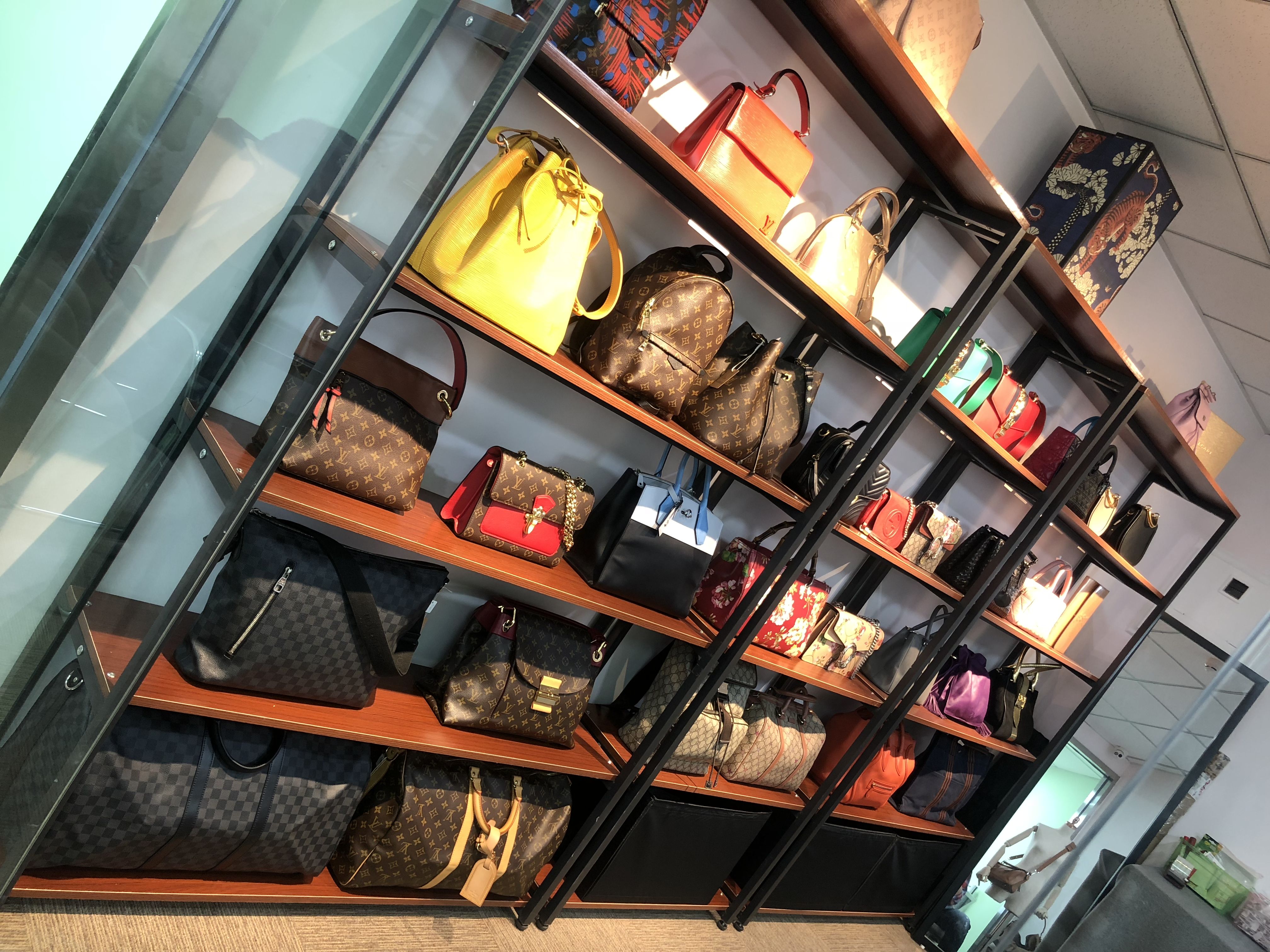 哪里可以卖二手包包靠谱,哪个平台卖二手包包