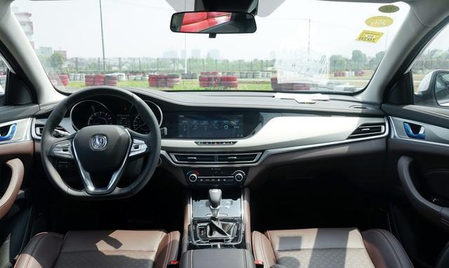 2019款逸动和帝豪gl选哪个好,逸动帝豪gl和奇瑞gl哪款车好