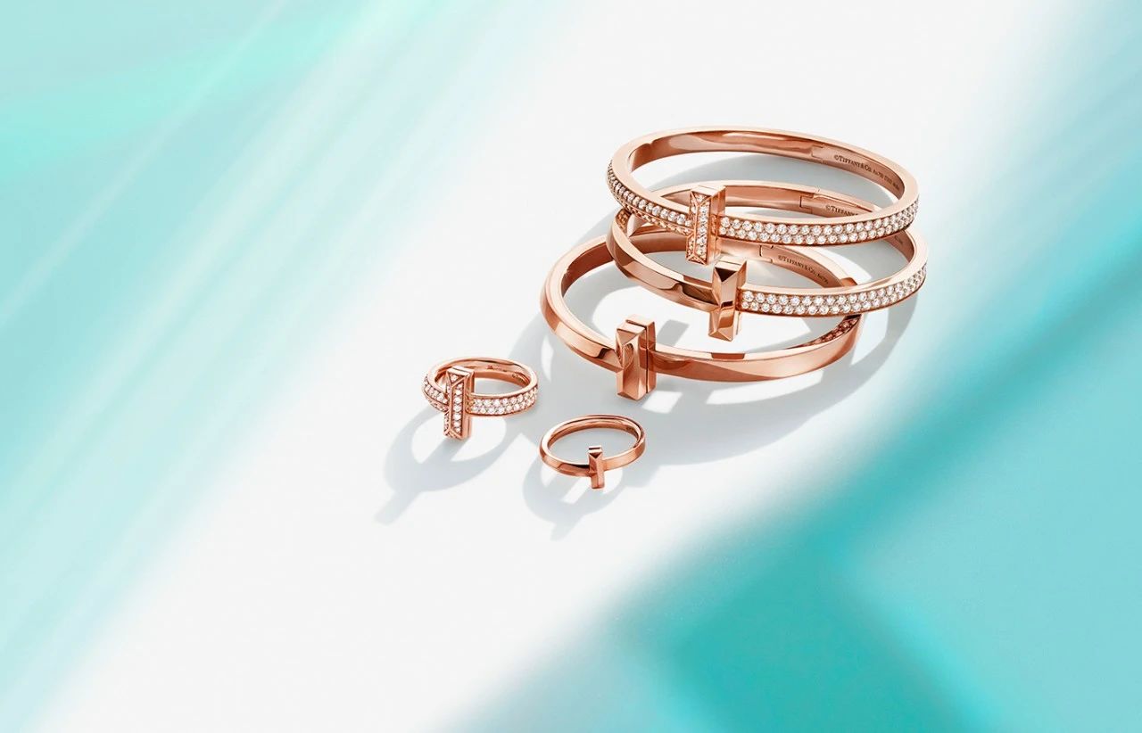 易烊千玺蒂芙尼代言图片,易烊千玺代言的蒂芙尼项链哪一款